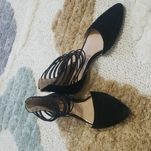 Jessica Simpson black flats